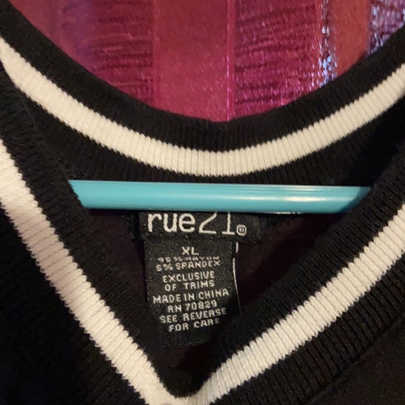 black and white skater dress - Picture 2 of 2